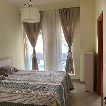 Luxury Lungomare 公寓 Vlorë